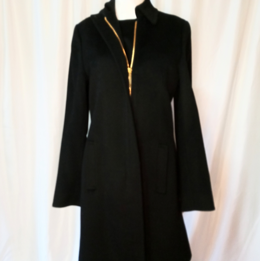 Beautiful Vintage GUCCI black wool coat